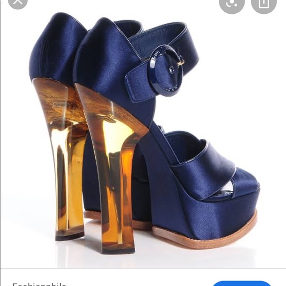 Louis Vuitton Blue Satin platform sandals - Picture 3 of 12